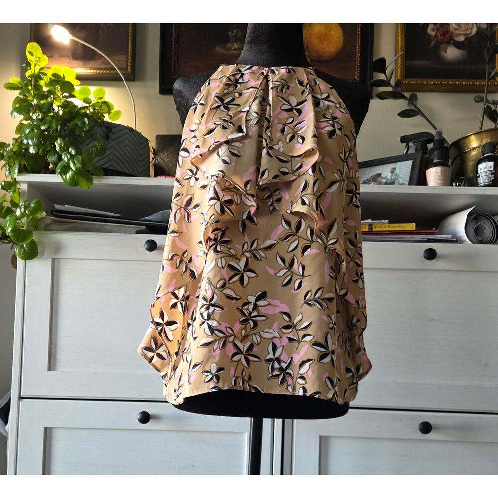 NWT Banana Republic Petite Floral Satin Tank Top 🌸✨